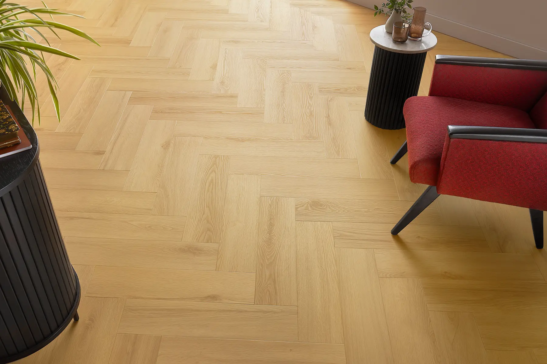Living-cu-Parchet-SPC-arbiton-amaron-herringbone-eir-stejar-virgin-5mm-Gada-Ceramic Living cu Parchet SPC Herringbone Virgin