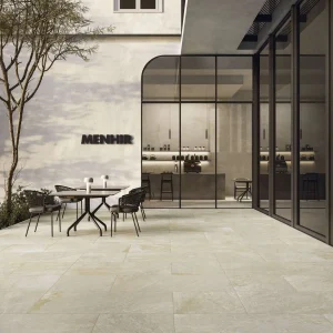 Terasa-cu-gresie-portelanata-exterior-SUPERGRES_Coverings25_Menhir-Sand_Gada-Ceramic